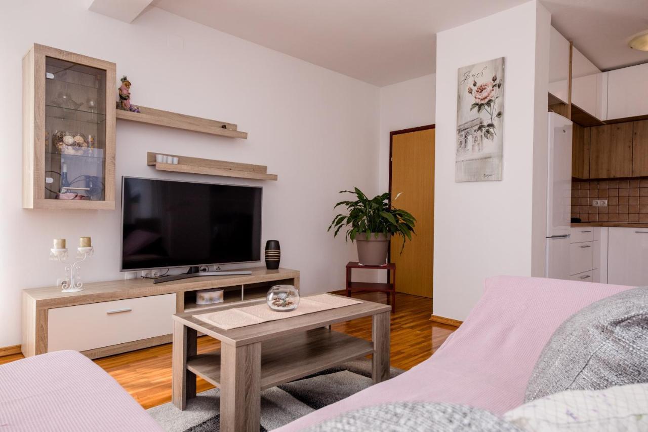 Zeljko Apartmani Lopar Exterior photo