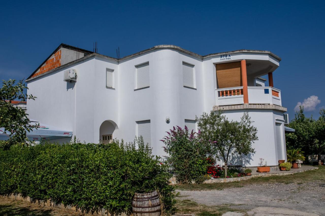 Zeljko Apartmani Lopar Exterior photo